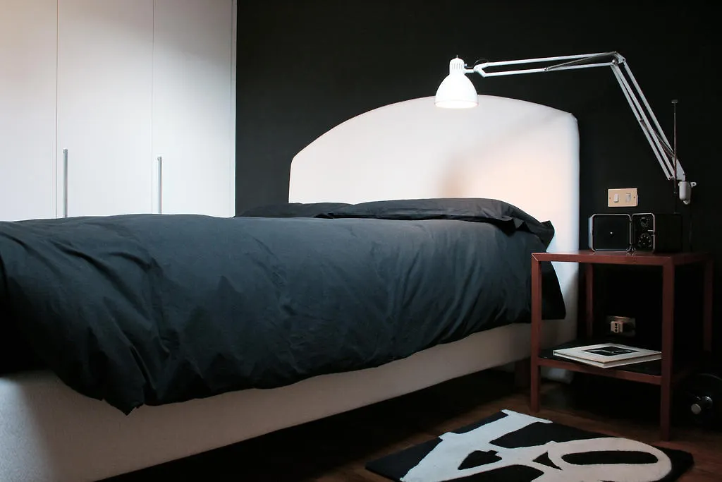 Corsocomootto Milan Apartment