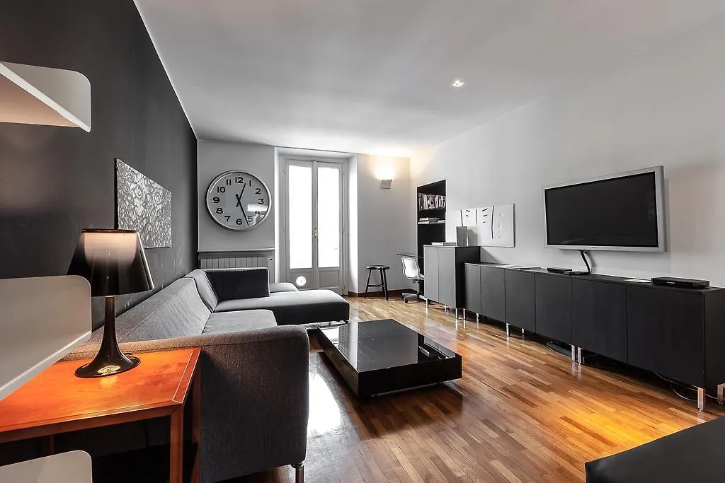 Apartment Corsocomootto Milan