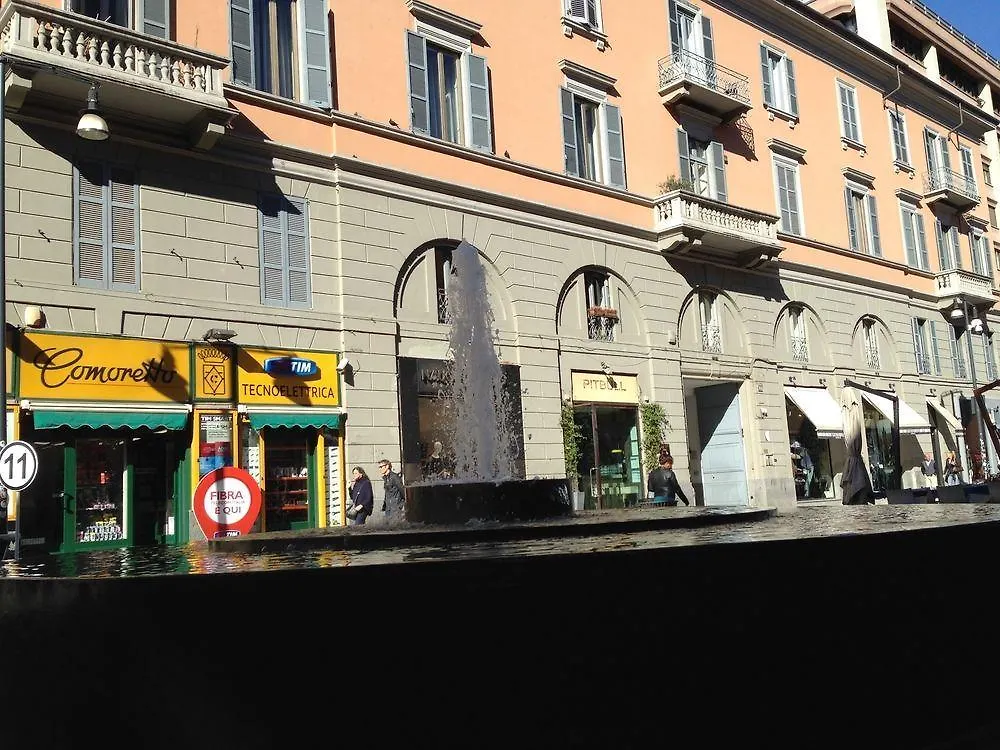 Corsocomootto Milan Apartment